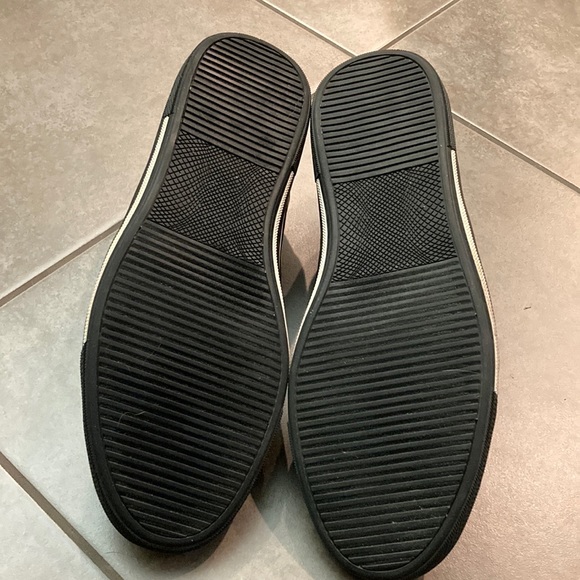 Kenneth Cole Unlisted - black mens sneaker - Picture 2 of 6